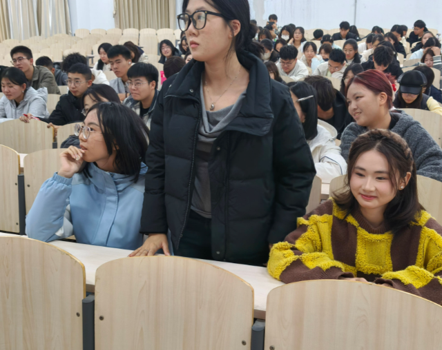 将以教育研究中心建造为重要抓手坚持高